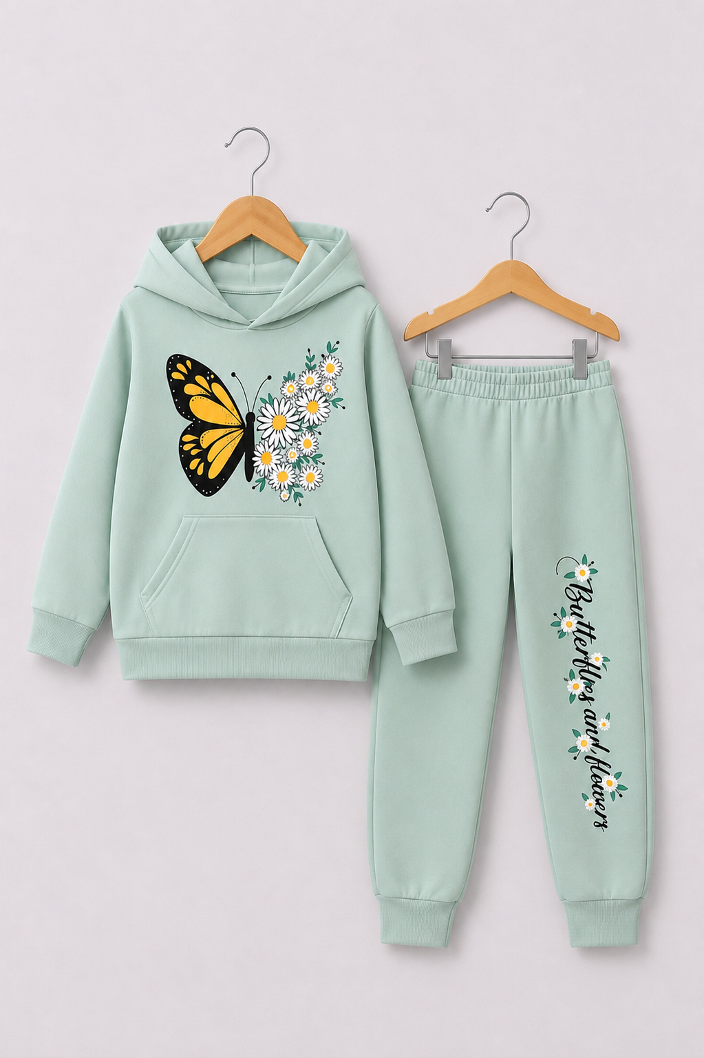 GREEN BUTTERFLY AND FLOWER FLEECE PAIR