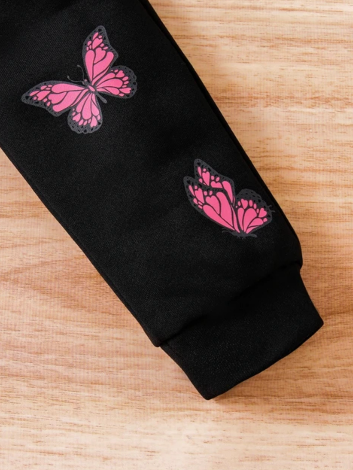 WHITE BLACK BUTTERFLY FLEECE PAIR