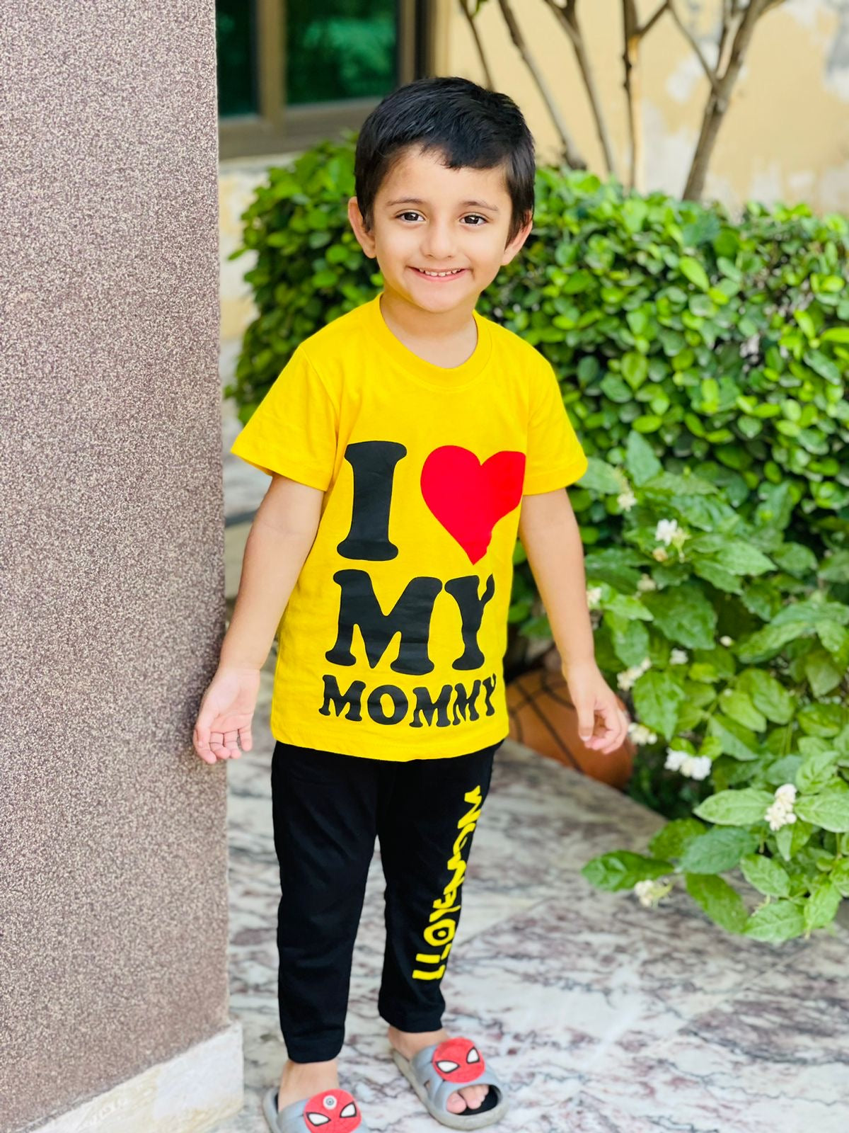 I LOVE MOMMY YELLOW TROUSER SET