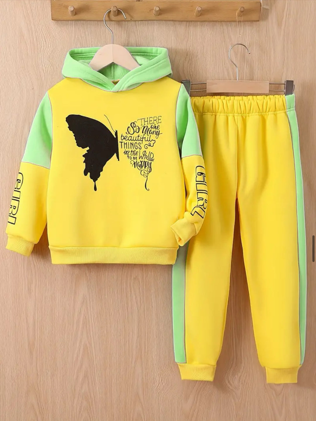 YELLOW GIRL FLEECE PAIR