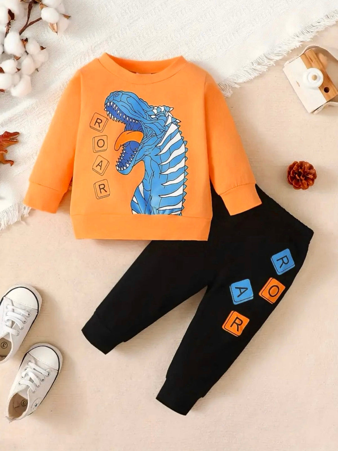 ROAR FLEECE PAIR